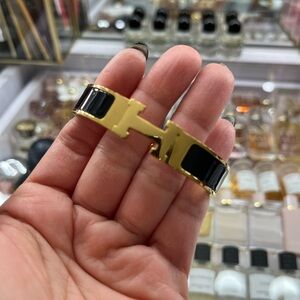 Yellow and Black Cuff Bracelet. One size.